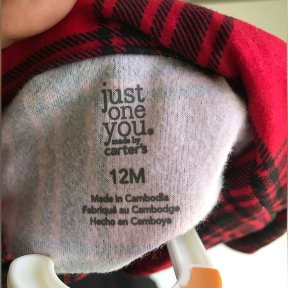 Carter’s Baby Christmas Long-sleeves Pajama Set, Red/Black, size 12M - Picture 2 of 3